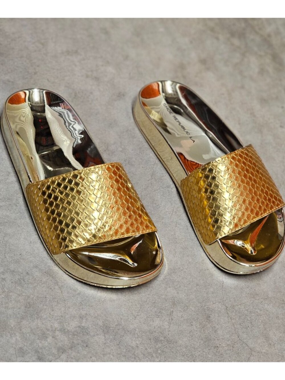 Metallic Gold Snake Pattern Slide Sandals With Reflective Sole - Stylish & Comfo